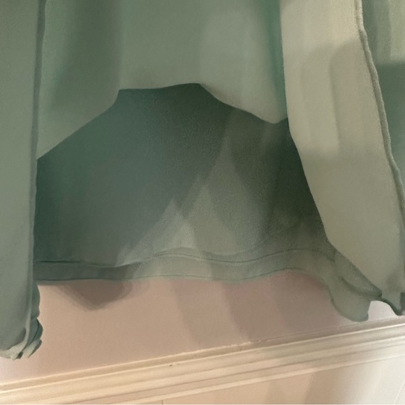 Cato Women's Mint Green Sleeveless V-Neck Lined Shell Blouse Sz XL GUC - Picture 4 of 7